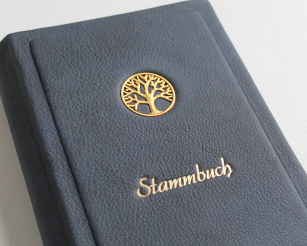 Stammbuch "Goldene Lebensbaum" aus blauem Büffelleder
